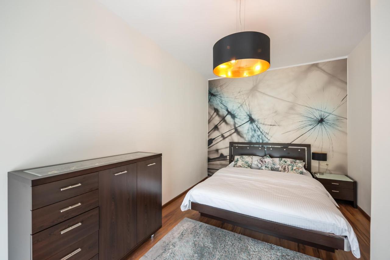 Ogrodowa Warm Wood Apartment Varsovia Exterior foto