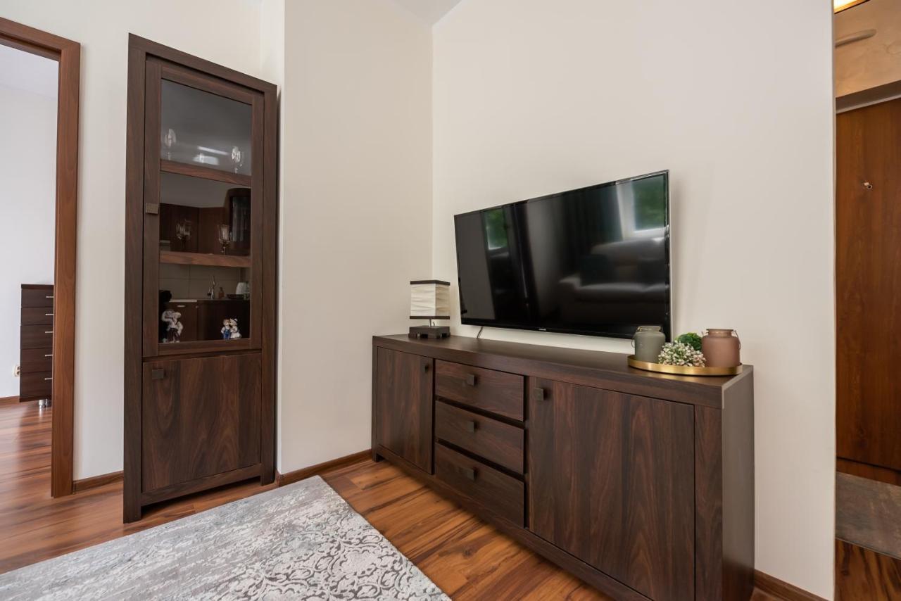 Ogrodowa Warm Wood Apartment Varsovia Exterior foto